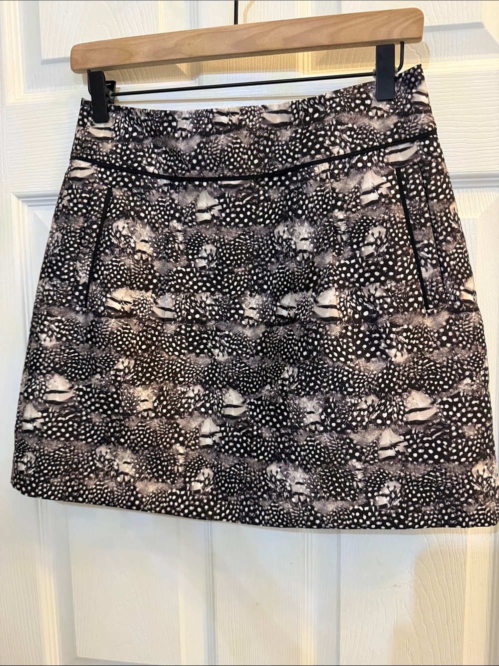 J.Crew Black & Gray Structured Vintage Print Mini Skirt w/Pockets (Fully Lined)